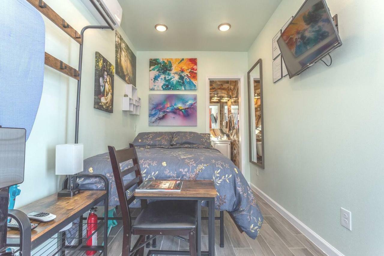 East Downtown Micro-Luxe Container Living Pod #9 Apartment Houston Exterior foto