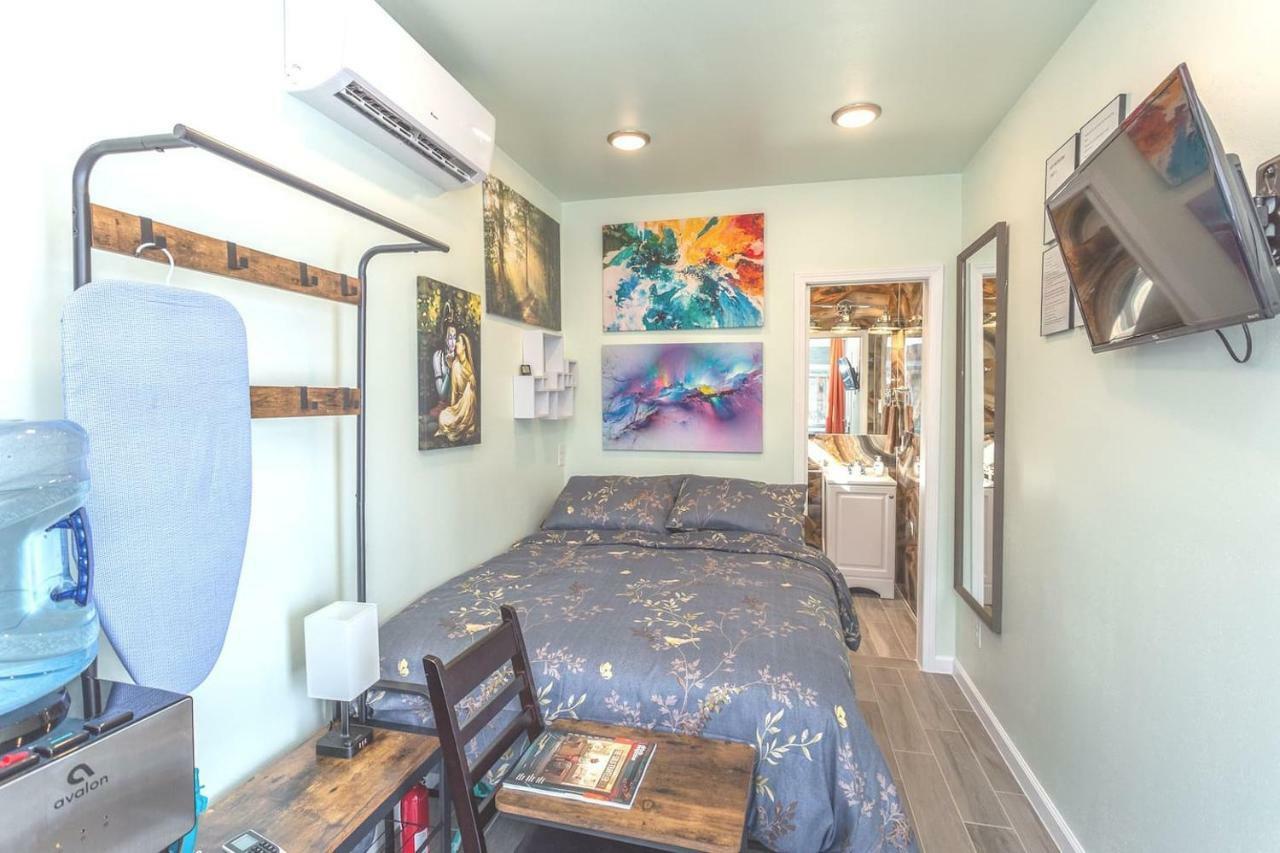 East Downtown Micro-Luxe Container Living Pod #9 Apartment Houston Exterior foto